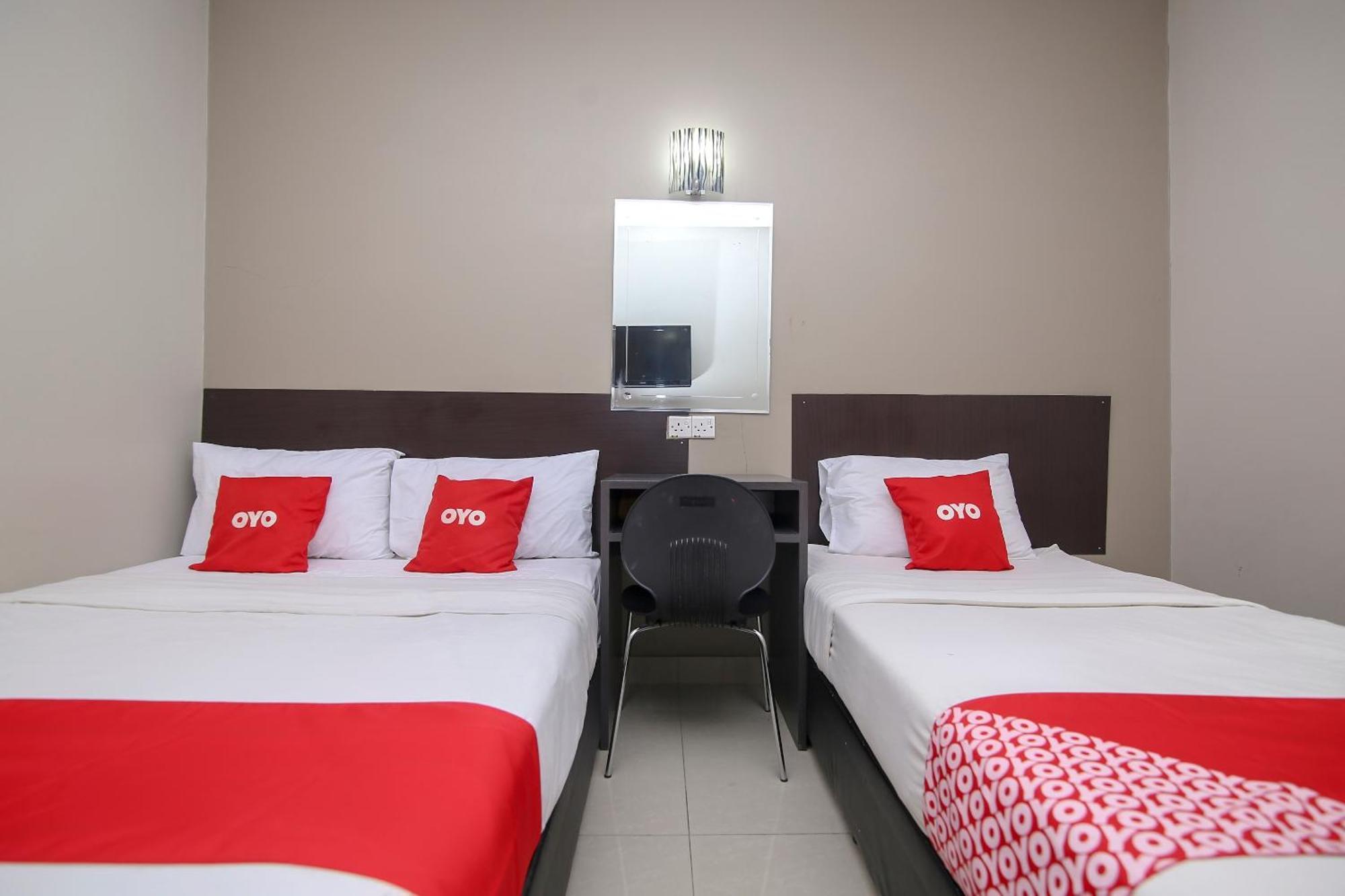 Nice Stay Three Six Five Services Kuching Exteriör bild