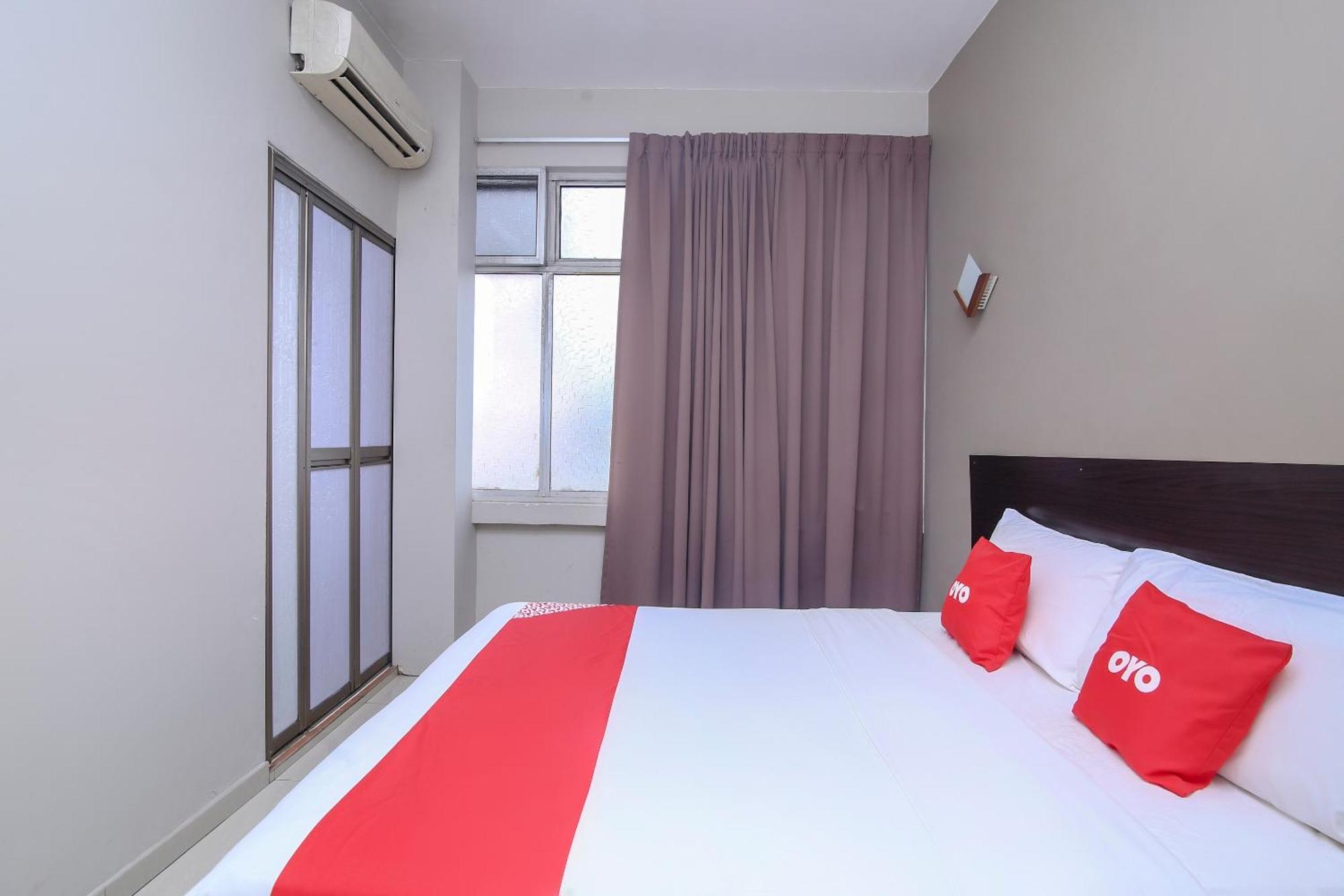 Nice Stay Three Six Five Services Kuching Exteriör bild